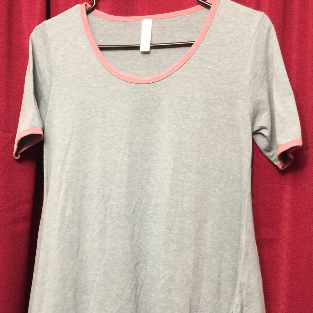 LuLaRoe Brand‎ soft teal w/ sift pink accents-XXS